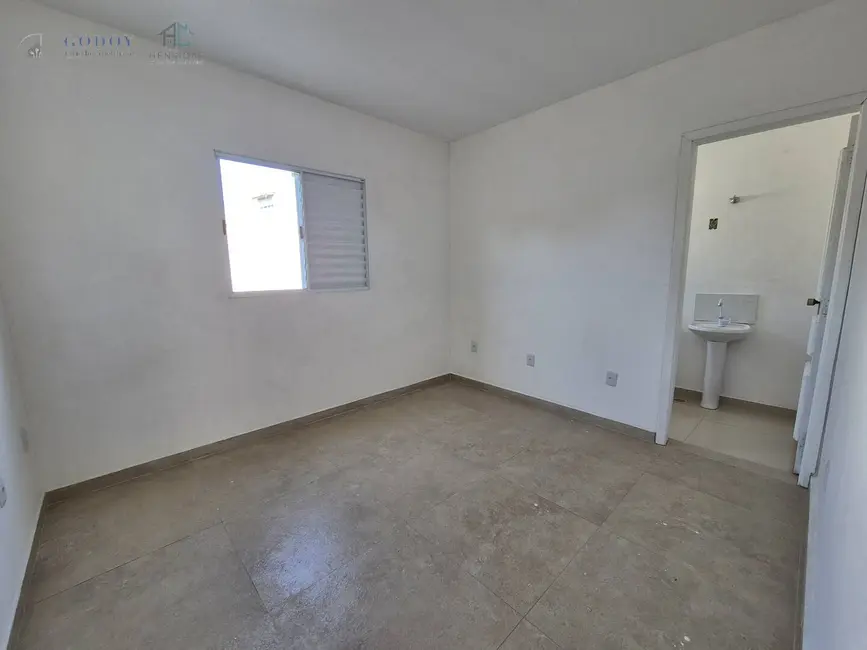 Foto 8 de Casa de Condomínio com 2 quartos para alugar, 80m2 em Jardim Boa Vista, Pindamonhangaba - SP