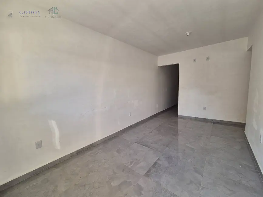 Foto 2 de Casa de Condomínio com 2 quartos para alugar, 80m2 em Jardim Boa Vista, Pindamonhangaba - SP