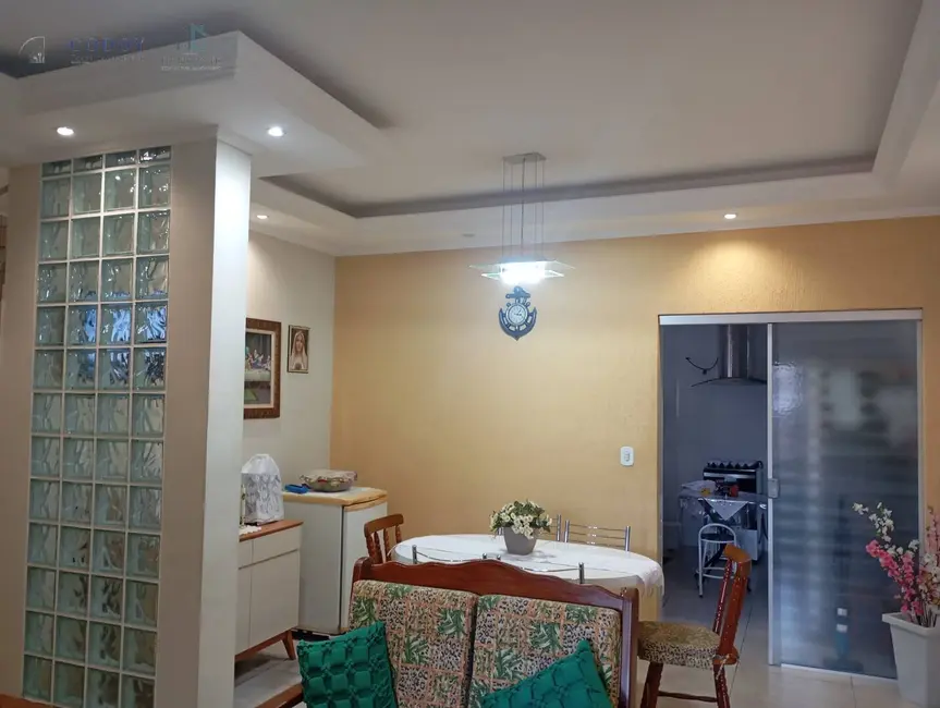 Casa à venda, 125m2 em Residencial Mombaça I, Pindamonhangaba - SP - imagem 3 Foto 3 de Casa à venda, 125m2 em Residencial Mombaça I, Pindamonhangaba - SP