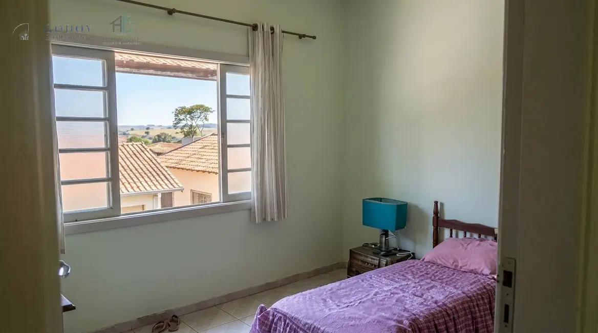 Foto 3 de Casa com 4 quartos à venda, 250m2 em Centro, Pindamonhangaba - SP