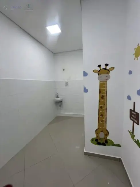 Foto 6 de Sala Comercial para alugar, 172m2 em Centro, Guaratingueta - SP