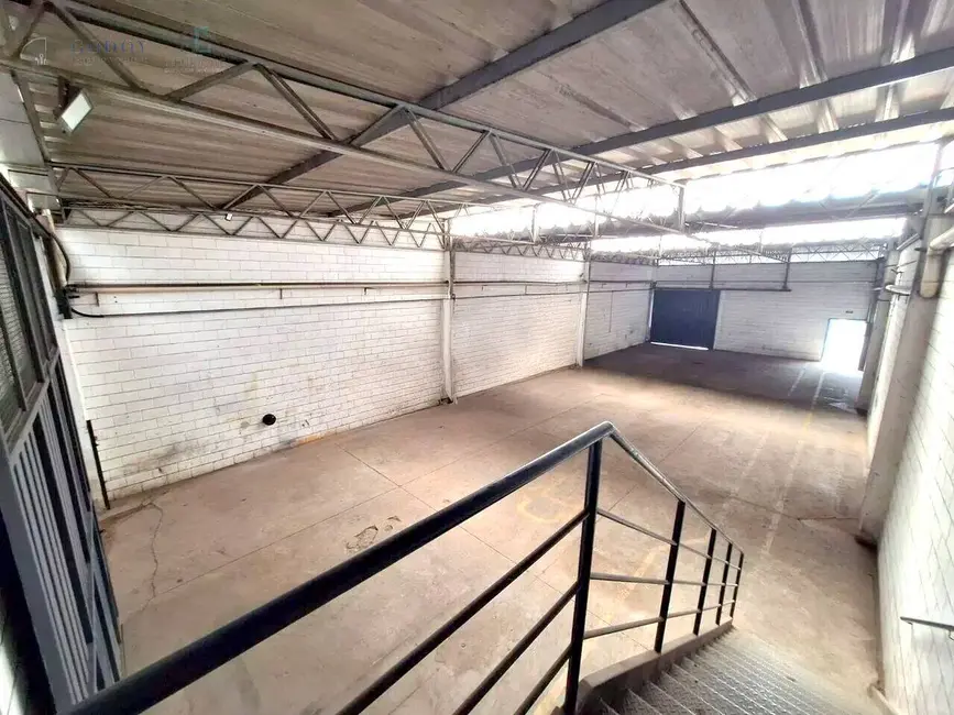 Foto 2 de Armazém / Galpão à venda e para alugar, 365m2 em Cidade Nova, Pindamonhangaba - SP