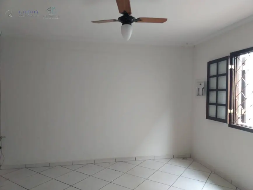 Foto 9 de Casa com 3 quartos para alugar, 312m2 em Jardim Residencial Doutor Lessa, Pindamonhangaba - SP