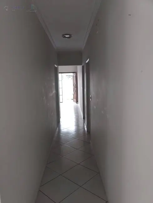 Foto 6 de Casa com 3 quartos para alugar, 312m2 em Jardim Residencial Doutor Lessa, Pindamonhangaba - SP