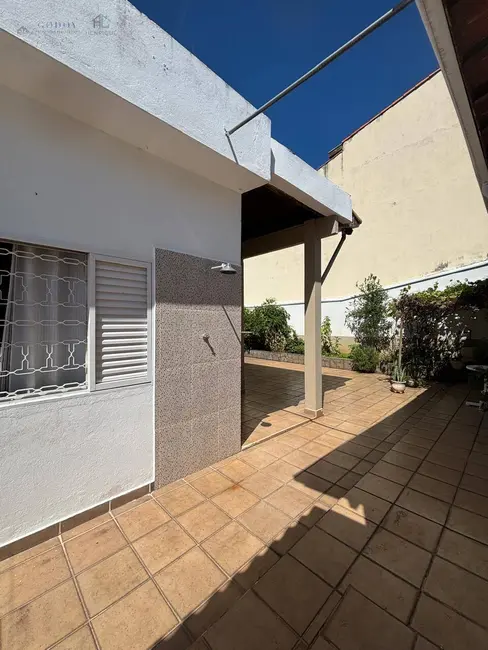 Casa com 3 quartos à venda, 320m2 em Aparecida - SP - imagem 6 Foto 6 de Casa com 3 quartos à venda, 320m2 em Aparecida - SP