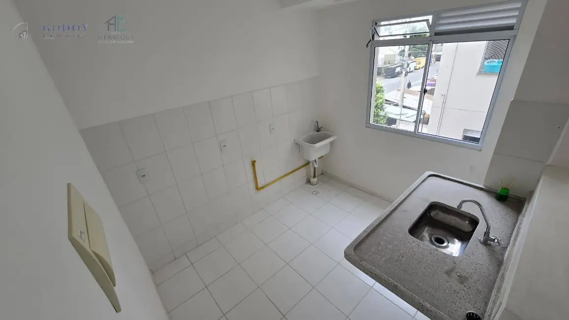Foto 1 de Apartamento com 2 quartos à venda, 42m2 em Pindamonhangaba - SP