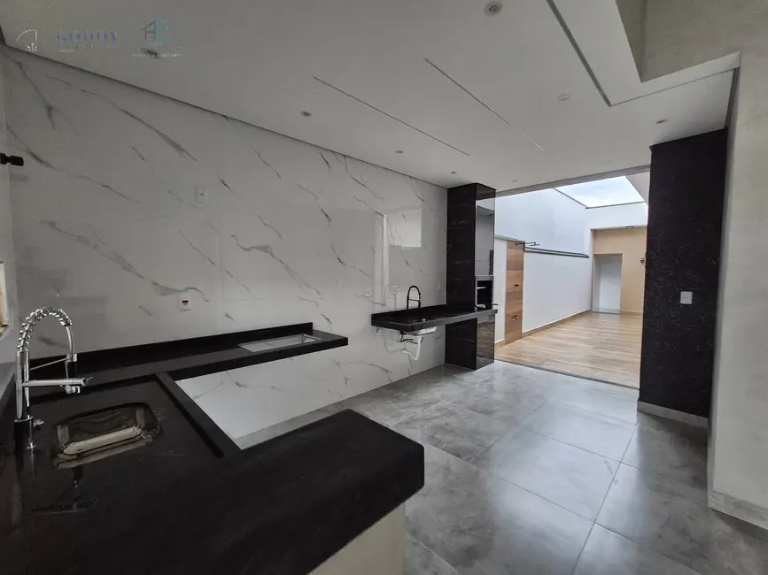 Foto 4 de Casa com 3 quartos à venda, 117m2 em Pindamonhangaba - SP