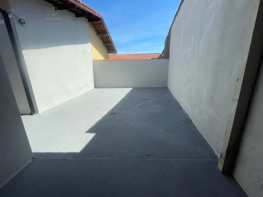 Foto 4 de Casa com 3 quartos à venda e para alugar, 250m2 em Residencial Campos Maia, Pindamonhangaba - SP