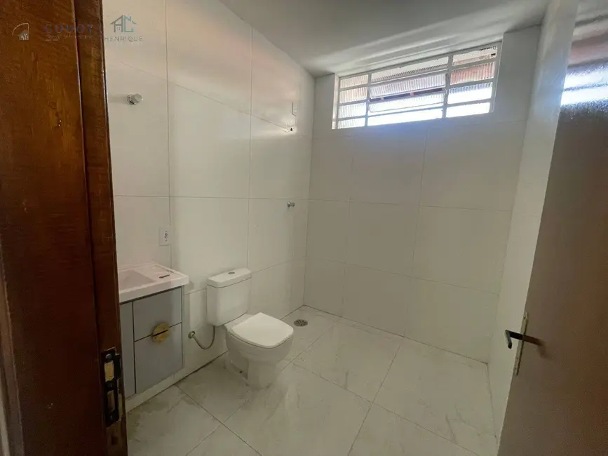 Foto 7 de Casa com 3 quartos à venda e para alugar, 250m2 em Residencial Campos Maia, Pindamonhangaba - SP