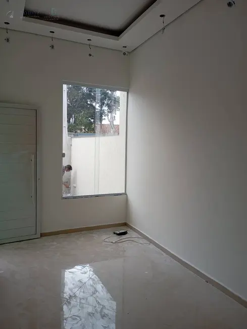 Foto 9 de Casa com 2 quartos à venda, 70m2 em Parque São Domingos, Pindamonhangaba - SP