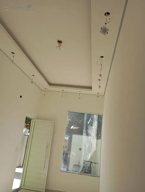 Foto 2 de Casa com 2 quartos à venda, 70m2 em Parque São Domingos, Pindamonhangaba - SP