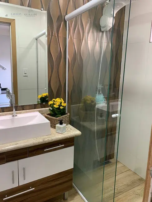Foto 3 de Casa com 4 quartos à venda, 330m2 em Parque São Domingos, Pindamonhangaba - SP