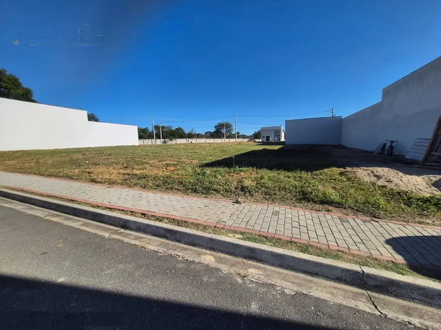 Foto 4 de Terreno / Lote à venda, 175m2 em Pindamonhangaba - SP