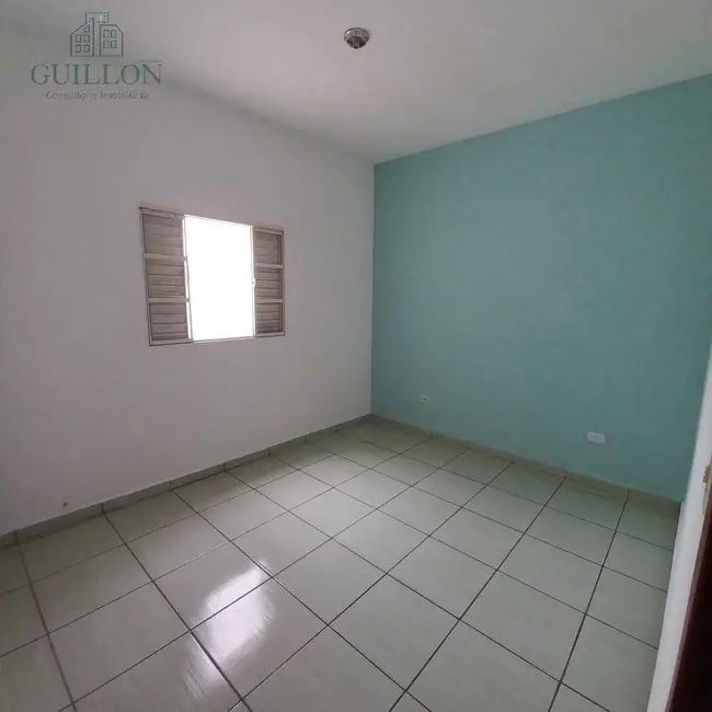 Foto 2 de Casa com 2 quartos à venda, 95m2 em Conjunto Residencial Araretama, Pindamonhangaba - SP