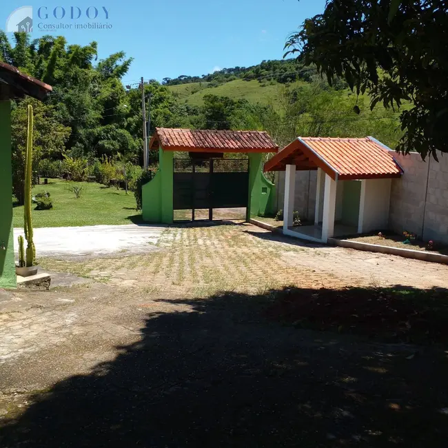 Chácara com 3 quartos à venda, 16000m2 em Santa Luzia Rural, Taubate - SP - imagem 2 Foto 2 de Chácara com 3 quartos à venda, 16000m2 em Santa Luzia Rural, Taubate - SP