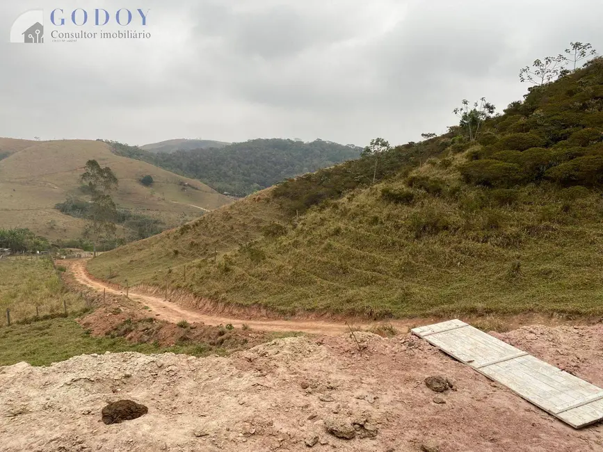 Foto 5 de Chácara à venda, 4400m2 em Pedregulho, Guaratingueta - SP