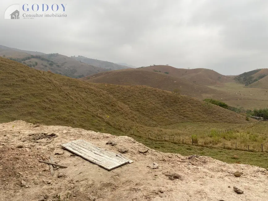 Foto 4 de Chácara à venda, 4400m2 em Pedregulho, Guaratingueta - SP