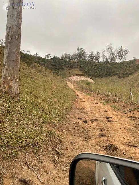 Foto 10 de Chácara à venda, 4400m2 em Pedregulho, Guaratingueta - SP