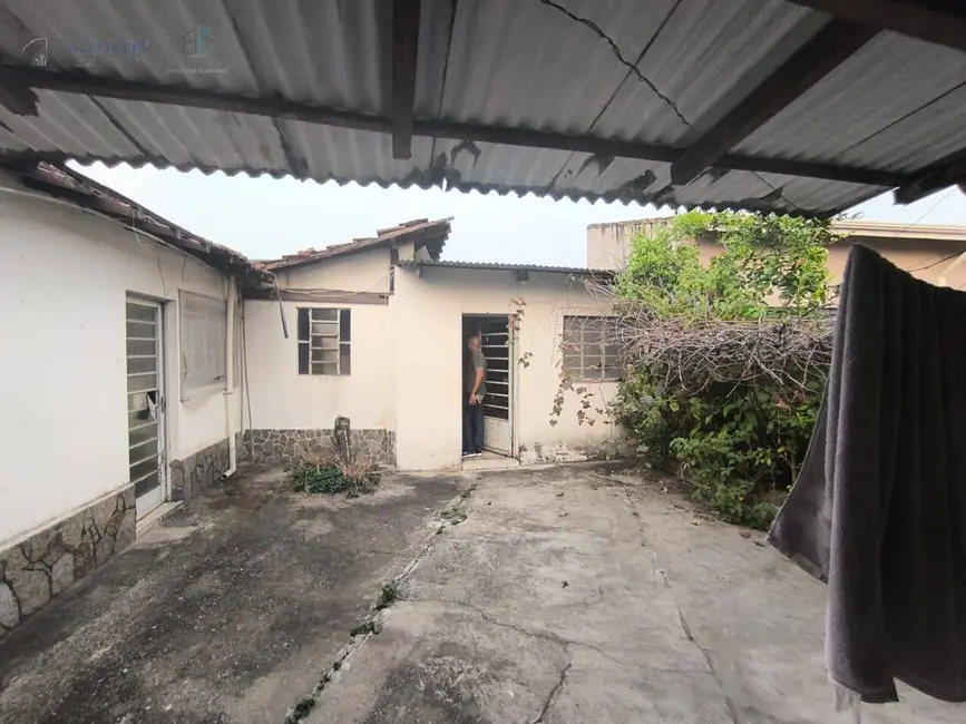 Foto 4 de Casa com 3 quartos à venda, 338m2 em Centro, Pindamonhangaba - SP