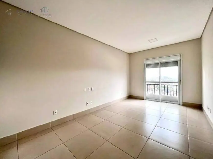 Apartamento com 3 quartos para alugar, 240m2 em Jardim das Nações, Taubate - SP - imagem 8 Foto 8 de Apartamento com 3 quartos para alugar, 240m2 em Jardim das Nações, Taubate - SP