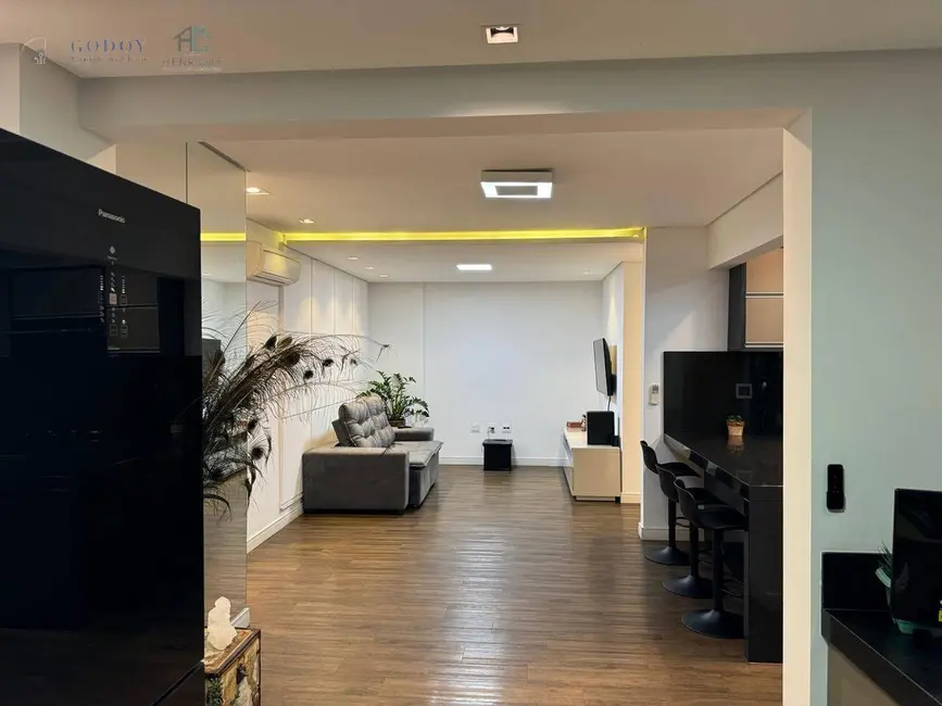 Foto 2 de Apartamento com 3 quartos à venda, 111m2 em Vila das Jabuticabeiras, Taubate - SP