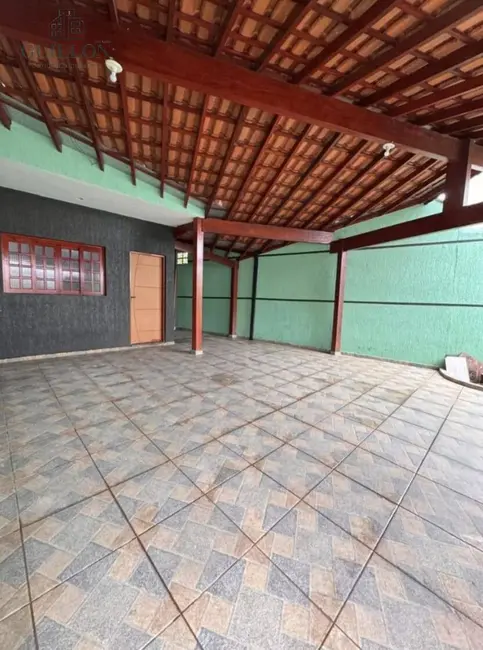 Foto 2 de Casa com 2 quartos à venda, 160m2 em Residencial Mombaça I, Pindamonhangaba - SP