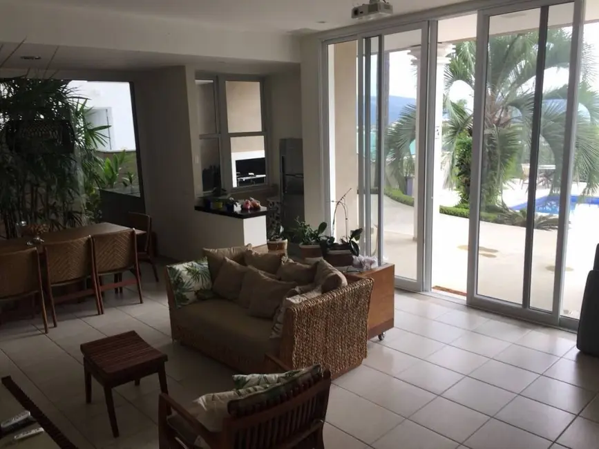 Foto 2 de Casa com 4 quartos à venda e para alugar, 600m2 em Alphaville, Santana De Parnaiba - SP