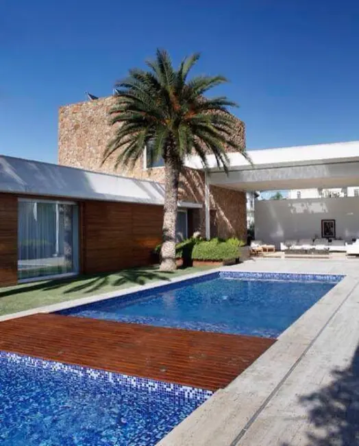 Casa com 4 quartos à venda, 1200m2 em Tamboré, Santana De Parnaiba - SP - imagem 2 Foto 2 de Casa com 4 quartos à venda, 1200m2 em Tamboré, Santana De Parnaiba - SP