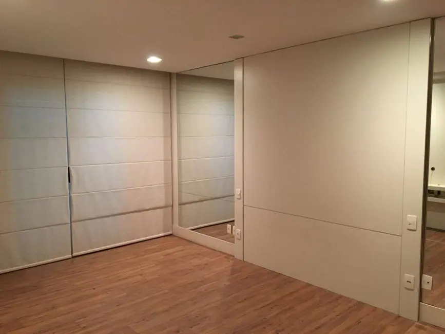 Foto 5 de Apartamento com 3 quartos à venda, 253m2 em Alphaville Industrial, Barueri - SP