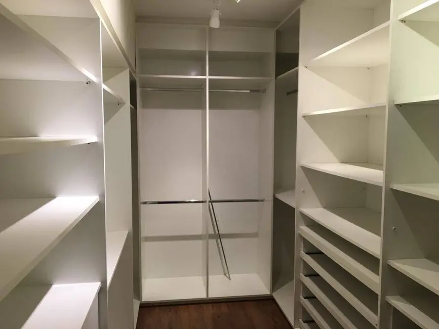 Foto 4 de Apartamento com 3 quartos à venda, 253m2 em Alphaville Industrial, Barueri - SP