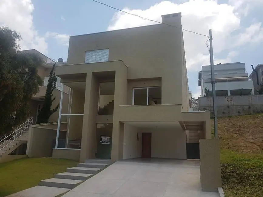 Casa com 4 quartos à venda, 360m2 em Alphaville, Santana De Parnaiba - SP - imagem 2 Foto 2 de Casa com 4 quartos à venda, 360m2 em Alphaville, Santana De Parnaiba - SP
