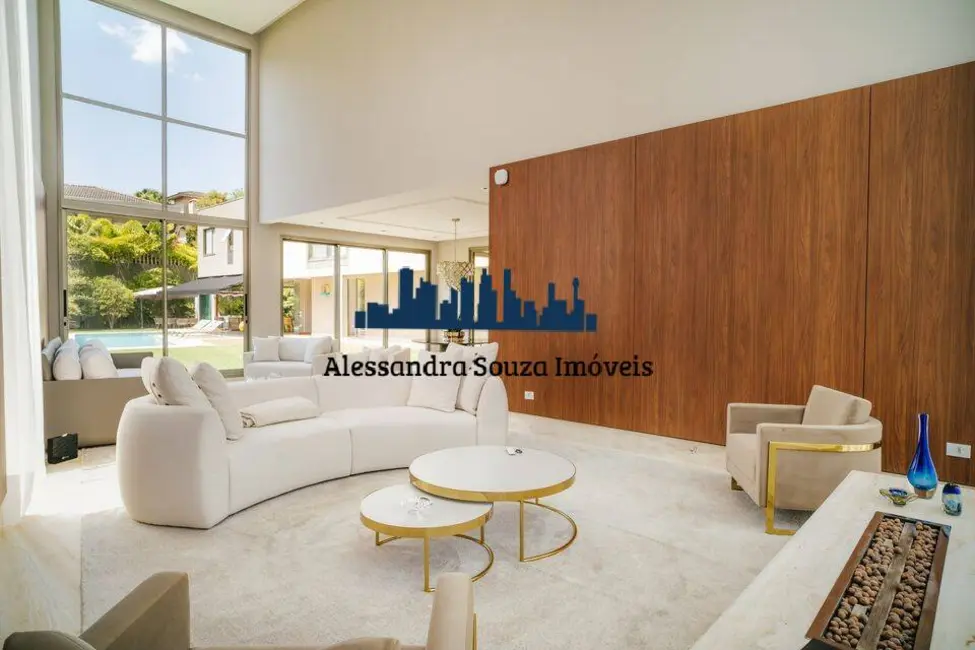 Casa com 5 quartos à venda, 1180m2 em Alphaville, Santana De Parnaiba - SP - imagem 8 Foto 8 de Casa com 5 quartos à venda, 1180m2 em Alphaville, Santana De Parnaiba - SP