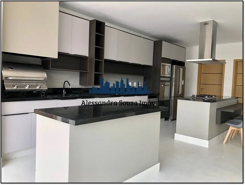 Casa com 4 quartos à venda, 390m2 em Alphaville, Santana De Parnaiba - SP - imagem 2 Foto 2 de Casa com 4 quartos à venda, 390m2 em Alphaville, Santana De Parnaiba - SP