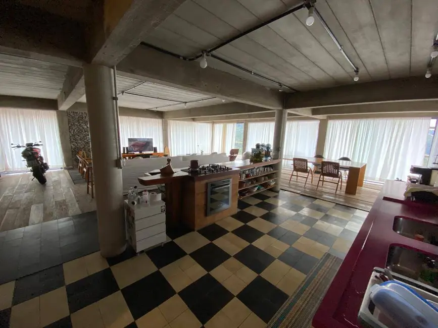 Casa com 4 quartos à venda, 446m2 em Tamboré, Santana De Parnaiba - SP - imagem 8 Foto 8 de Casa com 4 quartos à venda, 446m2 em Tamboré, Santana De Parnaiba - SP