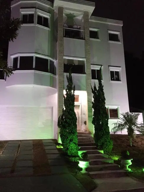 Casa com 5 quartos à venda, 460m2 em Tamboré, Santana De Parnaiba - SP - imagem 5 Foto 5 de Casa com 5 quartos à venda, 460m2 em Tamboré, Santana De Parnaiba - SP