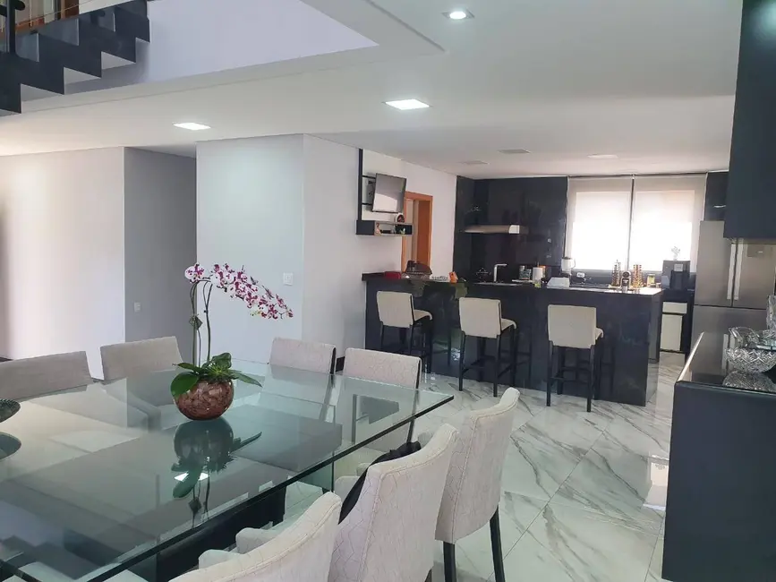 Foto 6 de Casa com 4 quartos à venda, 420m2 em Tamboré, Santana De Parnaiba - SP