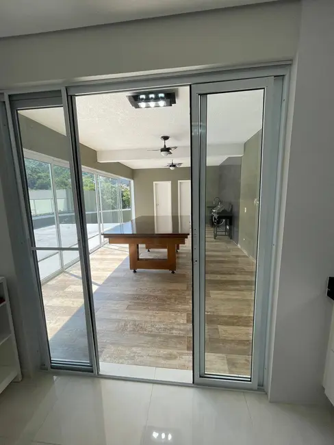 Foto 3 de Casa com 3 quartos à venda, 235m2 em Alphaville, Santana De Parnaiba - SP