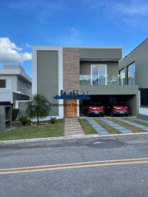 Foto 1 de Casa com 3 quartos à venda, 235m2 em Alphaville, Santana De Parnaiba - SP