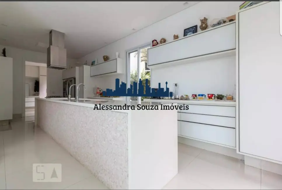 Casa com 5 quartos à venda, 740m2 em Alphaville, Santana De Parnaiba - SP - imagem 9 Foto 9 de Casa com 5 quartos à venda, 740m2 em Alphaville, Santana De Parnaiba - SP