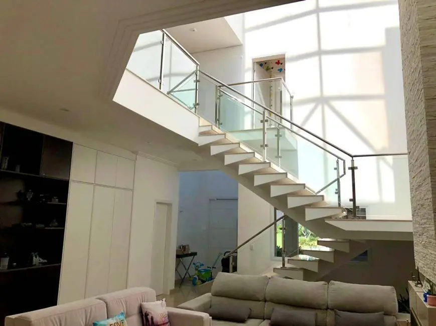 Casa com 5 quartos à venda, 510m2 em Barueri - SP - imagem 6 Foto 6 de Casa com 5 quartos à venda, 510m2 em Barueri - SP