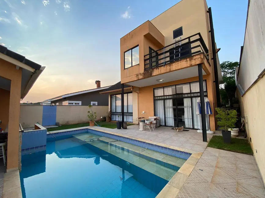 Casa com 4 quartos à venda, 400m2 em Alphaville, Santana De Parnaiba - SP - imagem 1 Foto 1 de Casa com 4 quartos à venda, 400m2 em Alphaville, Santana De Parnaiba - SP