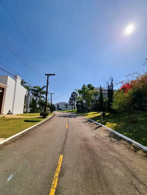 Casa com 4 quartos à venda, 483m2 em Residencial Morada dos Lagos, Barueri - SP - imagem 6 Foto 6 de Casa com 4 quartos à venda, 483m2 em Residencial Morada dos Lagos, Barueri - SP