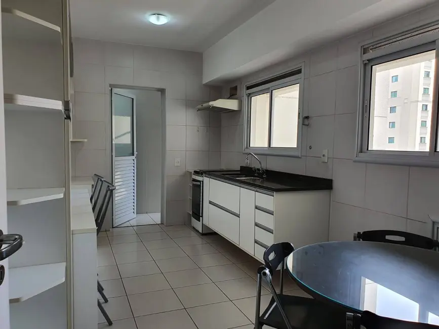Foto 8 de Apartamento com 4 quartos à venda, 212m2 em Barueri - SP