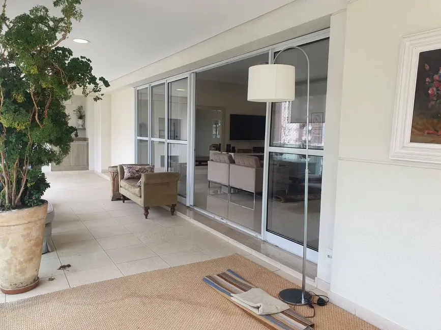 Foto 4 de Apartamento com 4 quartos à venda, 212m2 em Barueri - SP