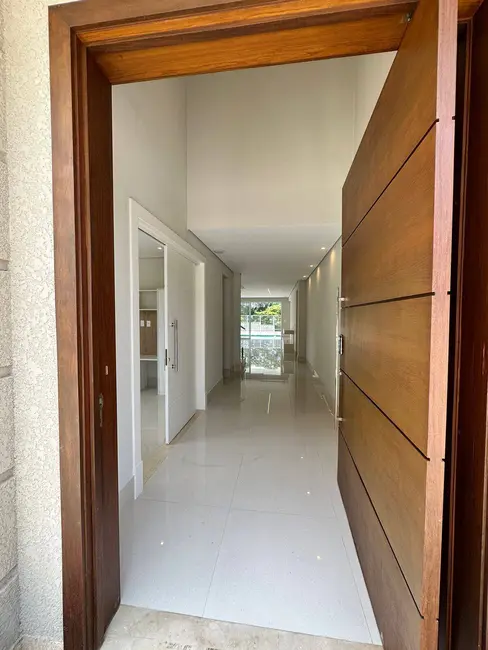 Casa com 4 quartos à venda, 371m2 em Alphaville, Santana De Parnaiba - SP - imagem 6 Foto 6 de Casa com 4 quartos à venda, 371m2 em Alphaville, Santana De Parnaiba - SP