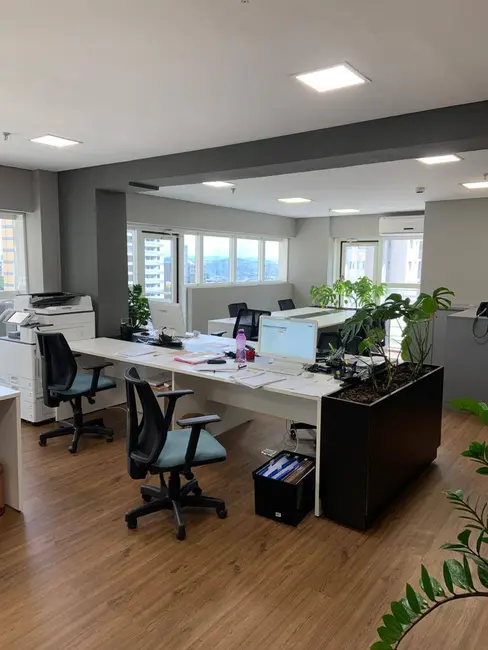 Foto 1 de Sala Comercial à venda, 146m2 em Barueri - SP
