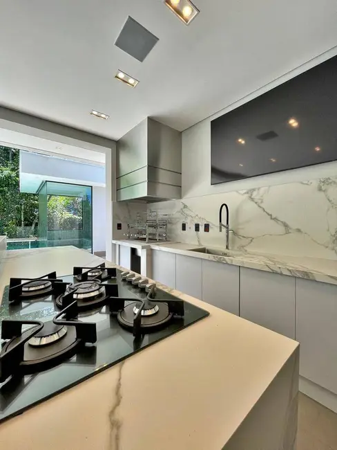 Foto 6 de Casa com 5 quartos à venda em Bertioga - SP