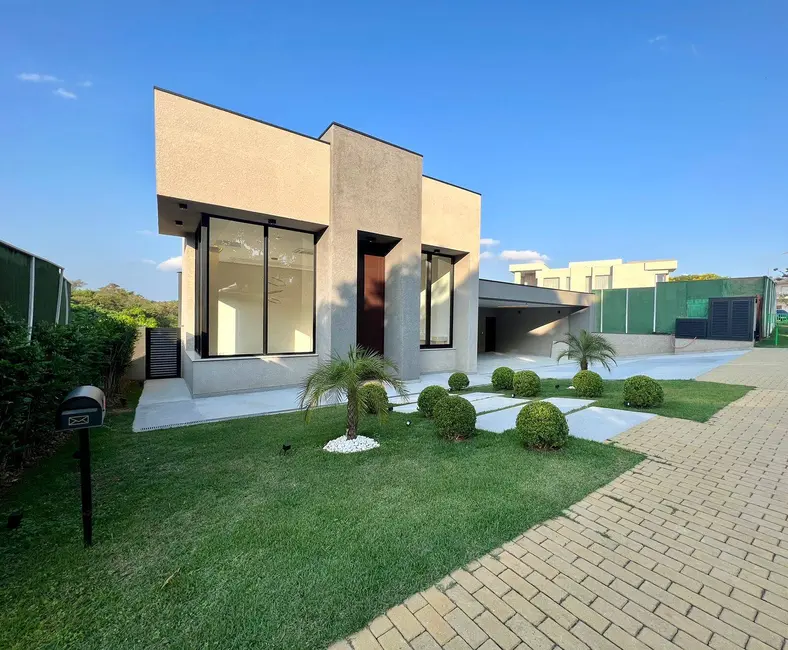 Casa com 4 quartos à venda, 691m2 em Alphaville, Santana De Parnaiba - SP - imagem 4 Foto 4 de Casa com 4 quartos à venda, 691m2 em Alphaville, Santana De Parnaiba - SP