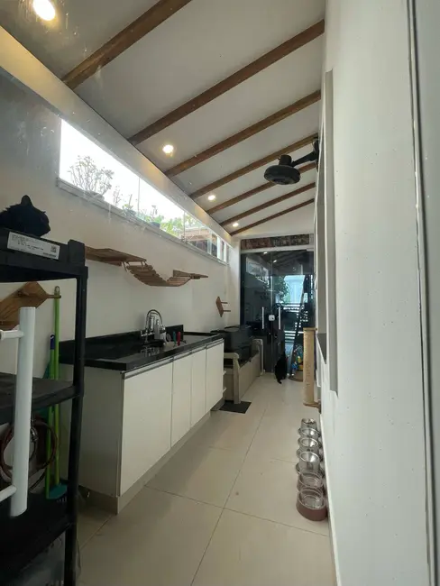 Foto 8 de Casa com 2 quartos à venda, 126m2 em Barueri - SP
