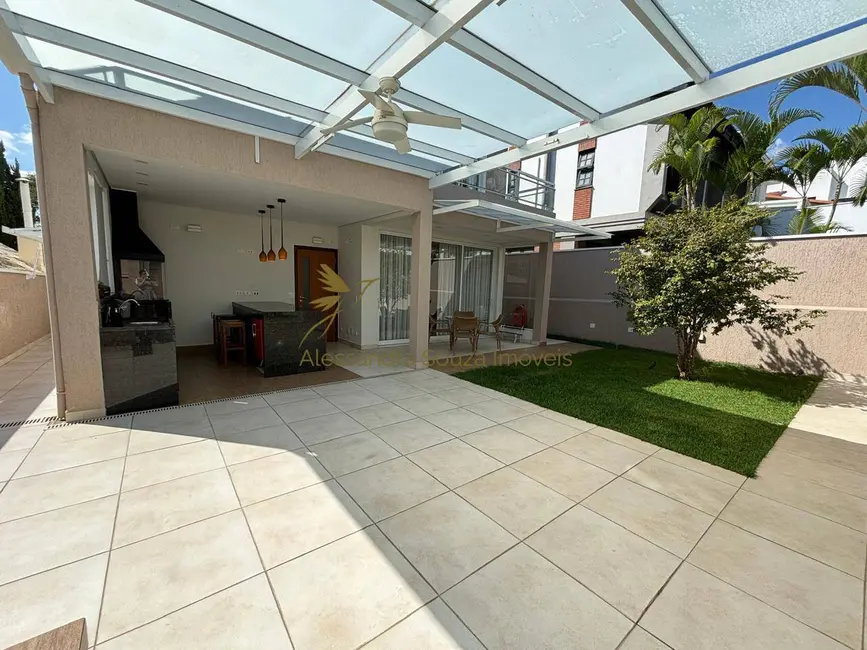 Foto 8 de Casa com 4 quartos à venda, 360m2 em Alphaville, Santana De Parnaiba - SP